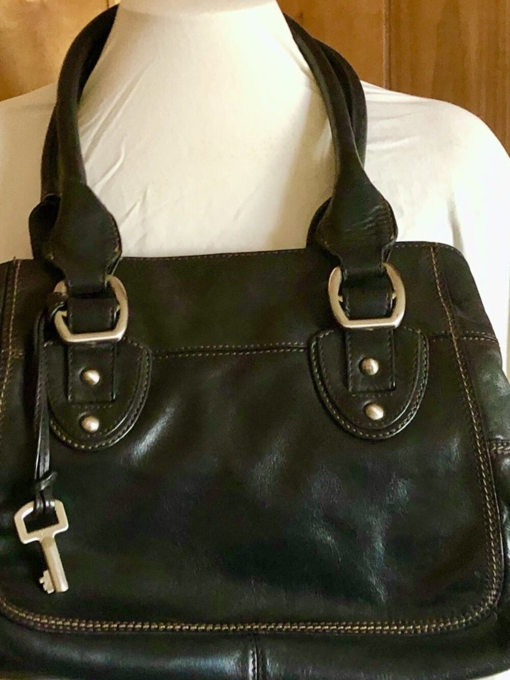 Fossil Leather Hand/ Shoulder Bag/ Purse ~12 x8 x 3 ~ Black with Brown Stitching